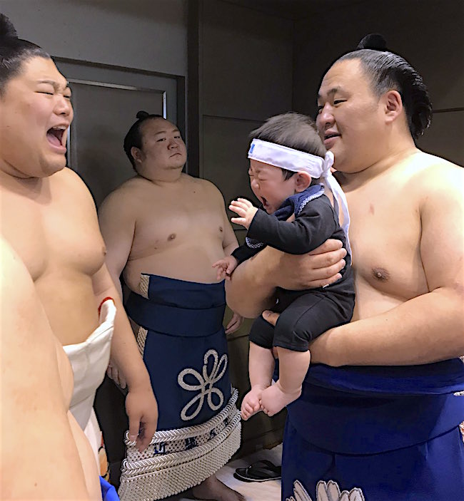abi-crying-competition | Tachiai (立合い)